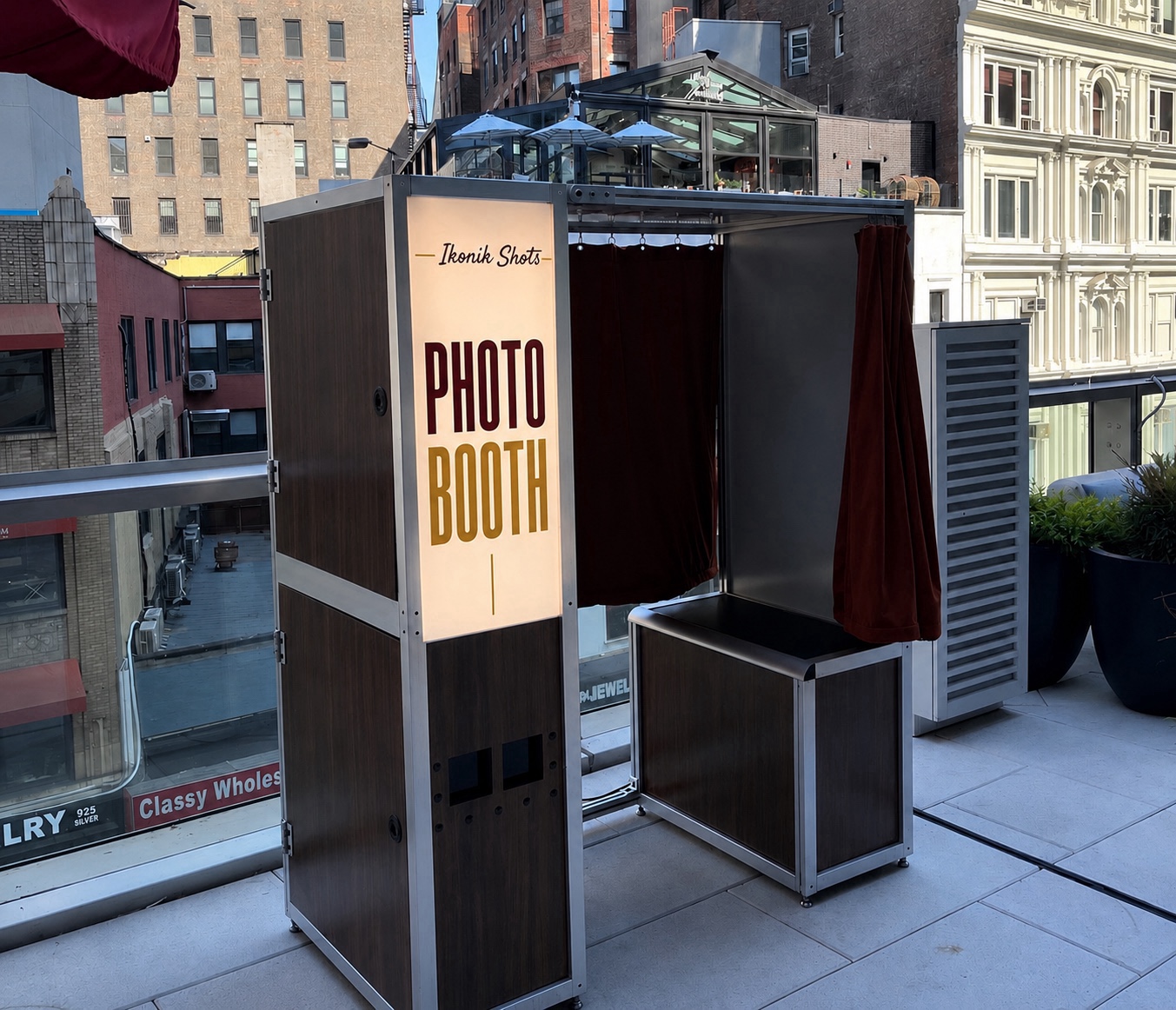 Vintage enclosed booth